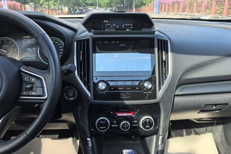 Used Subaru Forester 2021 2.0i Luxury Edition EyeSight Interior 7