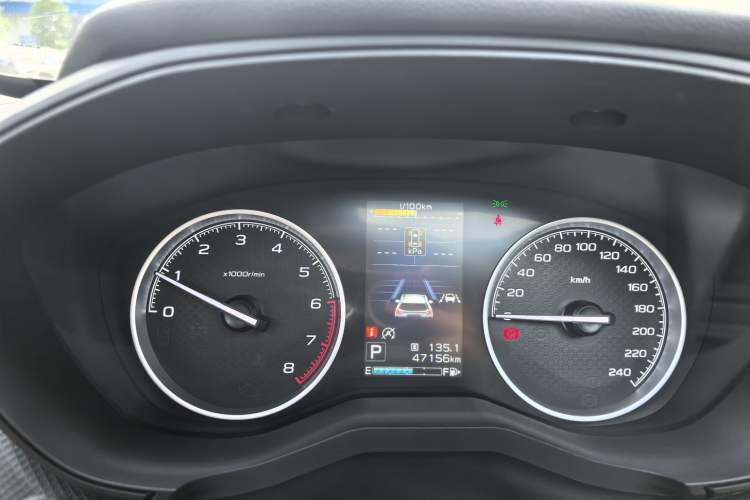 Used Subaru Forester 2021 2.0i Luxury Edition EyeSight Odometer Close Up