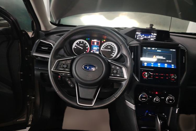 Used Subaru Forester 2021 2.0i Luxury Edition EyeSight Steering Wheel