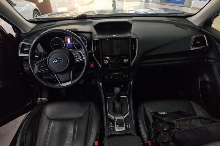 Used Subaru Forester 2021 2.0i Luxury Edition Center Console