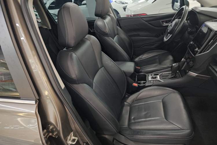 Used Subaru Forester 2021 2.0i Luxury Edition Right Front Seat