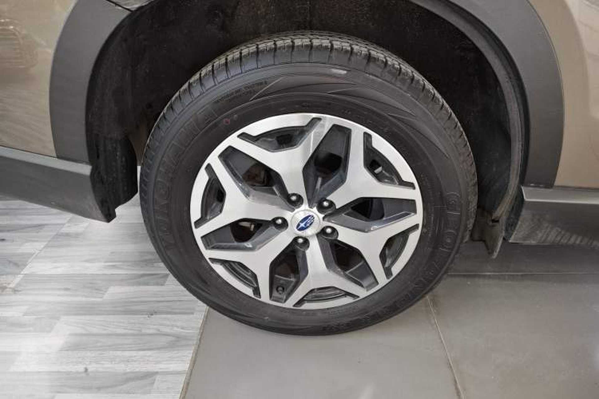 Used Subaru Forester 2021 2.0i Luxury Edition Right Rear Wheel Hub