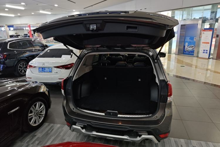 Used Subaru Forester 2021 2.0i Luxury Edition Trunk