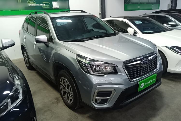 Used Subaru Forester 2021 2.0i Luxury Edition EyeSight Front Right 45 Deg
