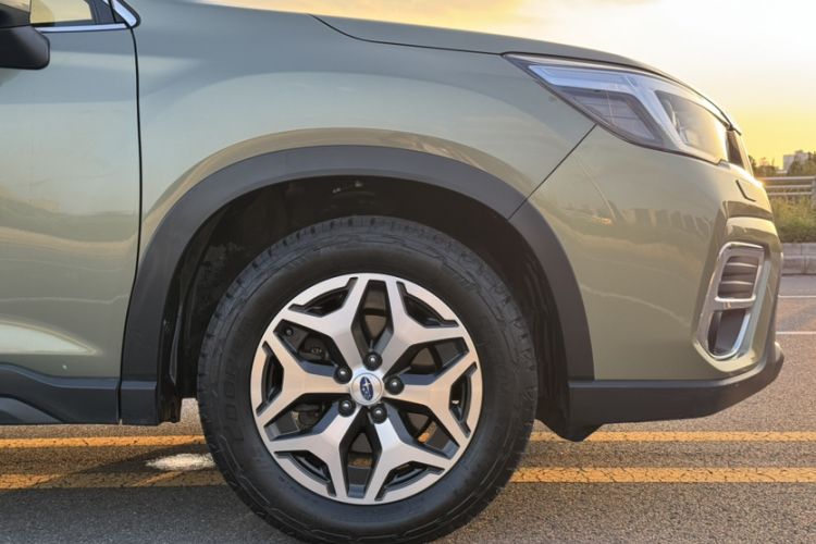 Used Subaru Forester 2021 2.0i Luxury Edition EyeSight Exterior 6
