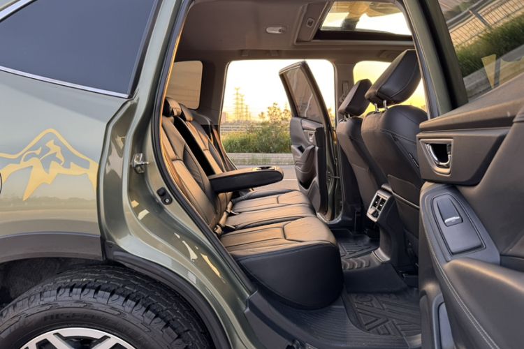 Used Subaru Forester 2021 2.0i Luxury Edition EyeSight Headliner