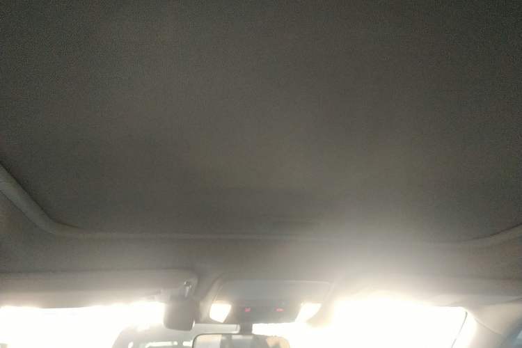 Used Subaru Forester 2021 2.0i Flagship Edition EyeSight Headliner
