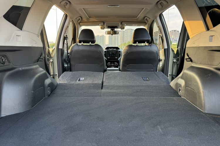 Used Subaru Forester 2021 2.0i Luxury Edition EyeSight Interior 10