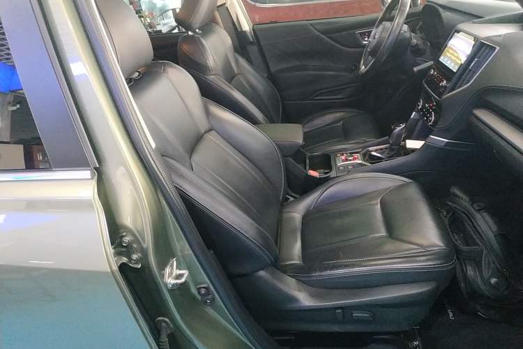Used Subaru Forester 2021 2.0i Flagship Edition EyeSight Right Front Seat
