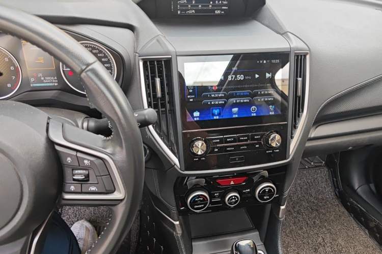 Used Subaru Forester 2021 2.0i Luxury Edition EyeSight Audio And AC Panel