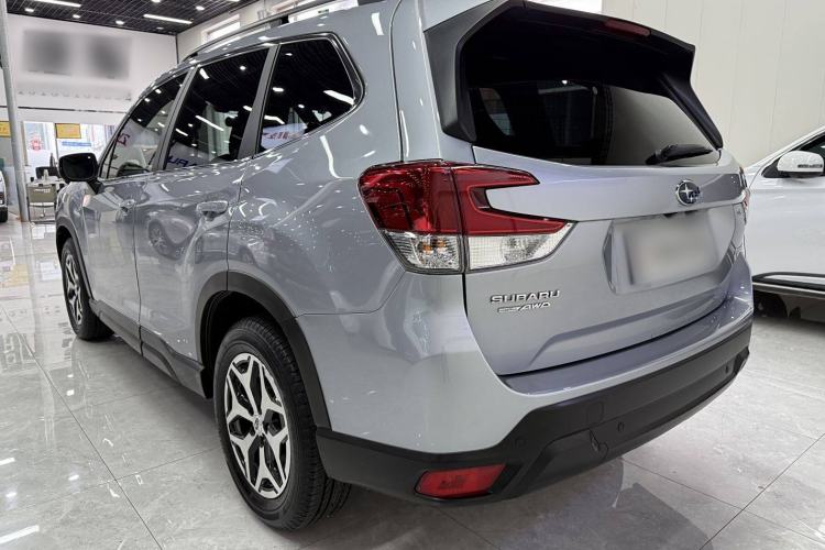Used Subaru Forester 2021 2.0i Luxury Edition EyeSight Exterior 3