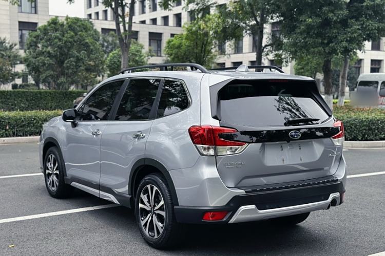 Used Subaru Forester 2021 2.0i Flagship Edition EyeSight Exterior 4
