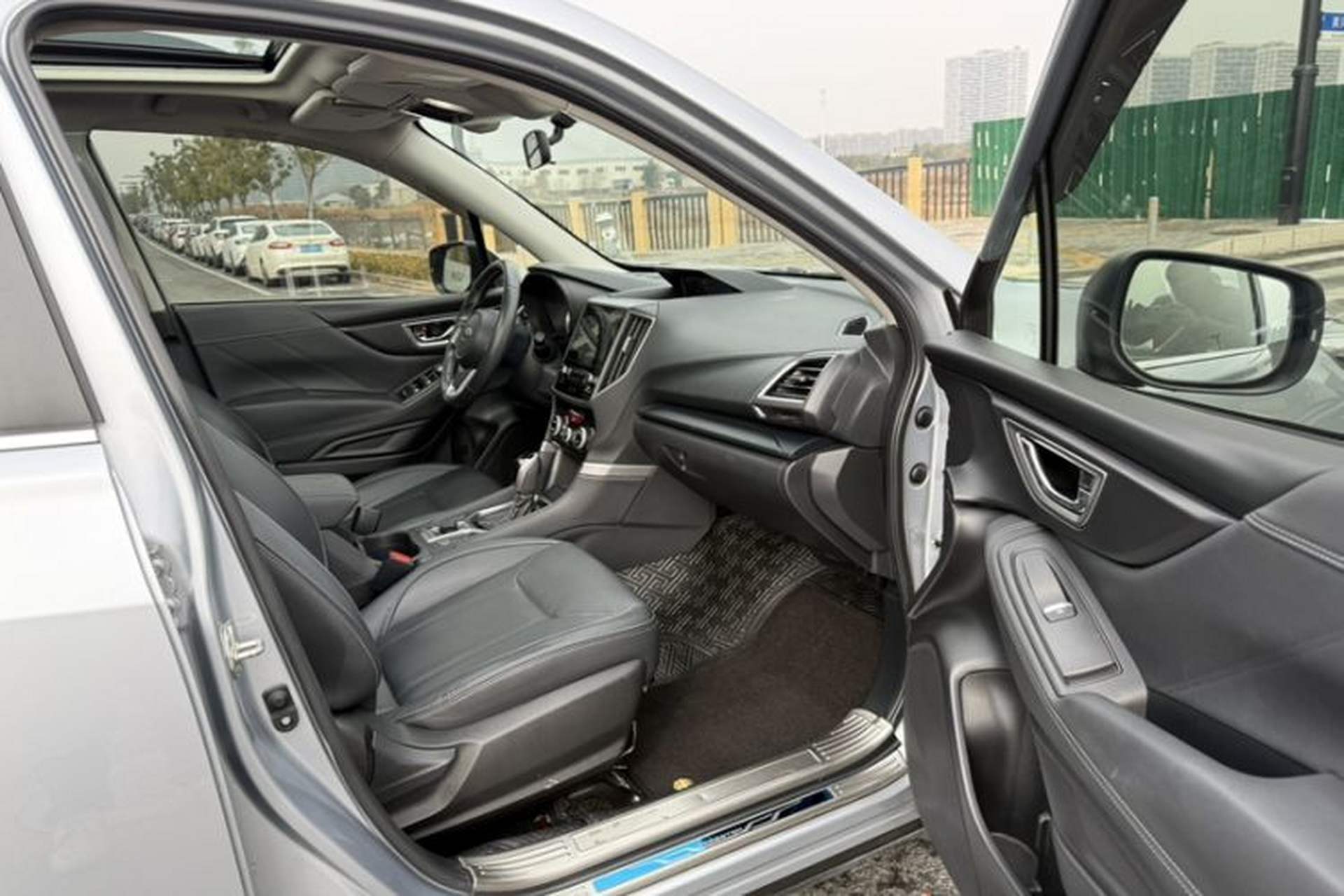 Used Subaru Forester 2021 2.0i Luxury Edition EyeSight Interior 11
