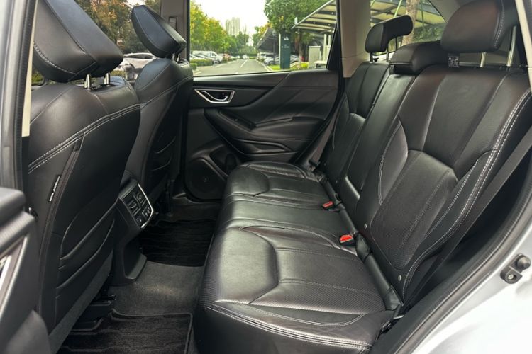 Used Subaru Forester 2021 2.0i Flagship Edition EyeSight Interior 2