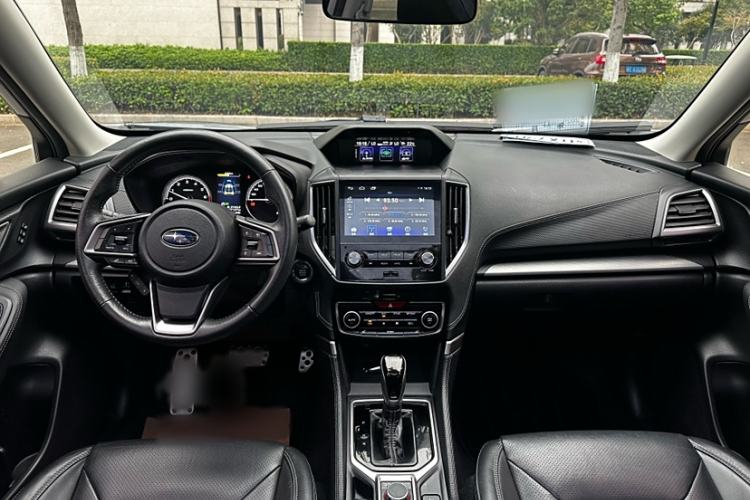 Used Subaru Forester 2021 2.0i Flagship Edition EyeSight Interior 3