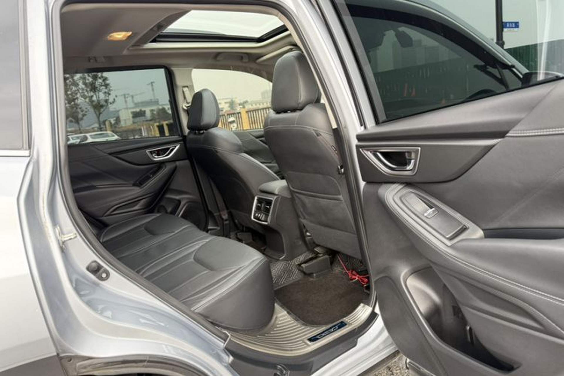 Used Subaru Forester 2021 2.0i Luxury Edition EyeSight Interior 4
