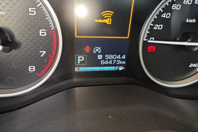 Used Subaru Forester 2021 2.0i Luxury Edition EyeSight Odometer Close Up