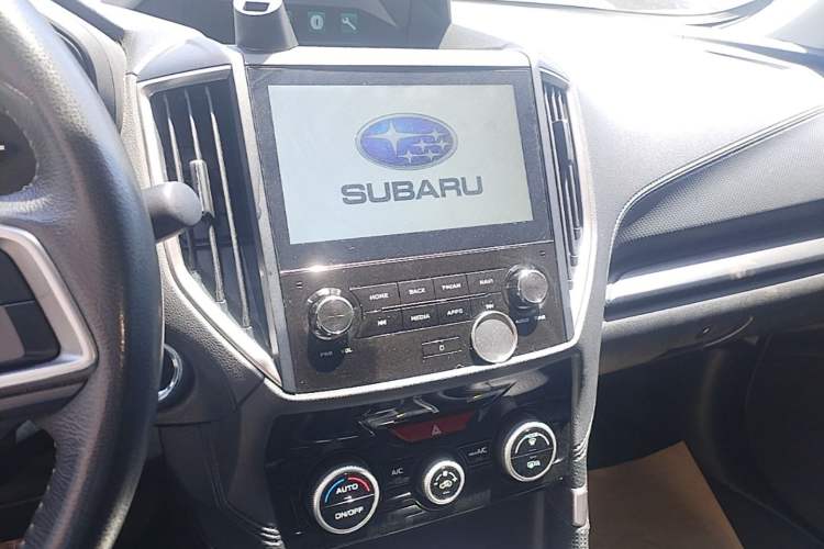 Used Subaru Forester 2021 2.0i Luxury Edition EyeSight Audio And AC Panel