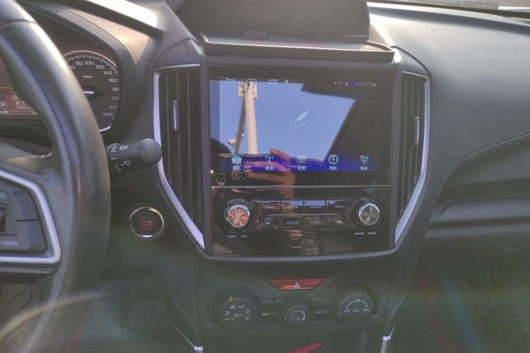 Used Subaru Forester 2021 2.0i Luxury Edition Audio And AC Panel