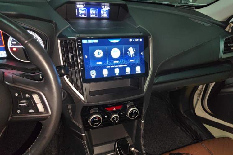 Used Subaru Forester 2021 2.0i Luxury Edition Audio And AC Panel