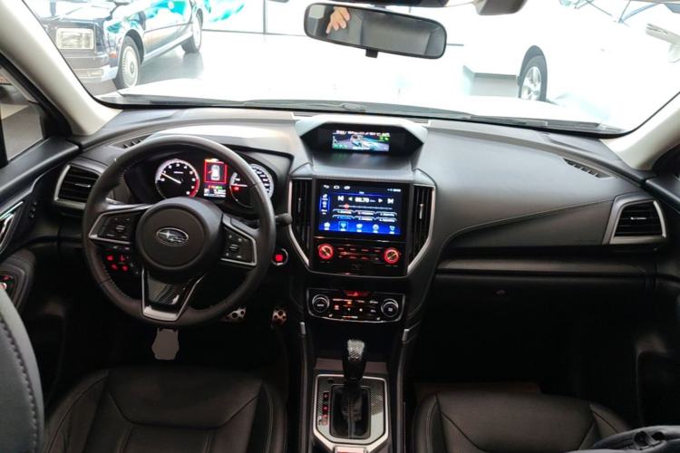 Used Subaru Forester 2021 2.0i Flagship Edition EyeSight Center Console