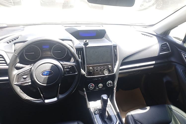 Used Subaru Forester 2021 2.0i Luxury Edition EyeSight Center Console