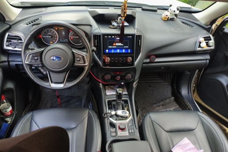 Used Subaru Forester 2021 2.0i Luxury Edition Center Console