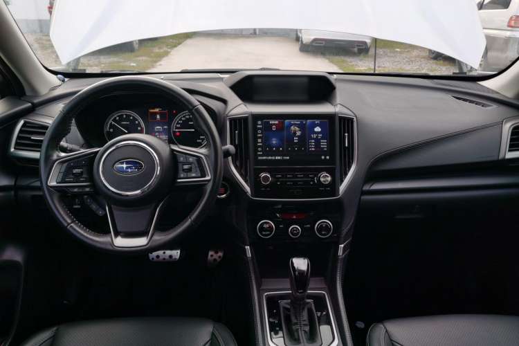 Used Subaru Forester 2021 2.0i Luxury Edition EyeSight Center Console
