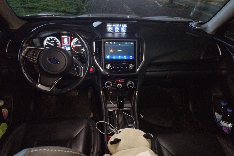 Used Subaru Forester 2021 2.0i Luxury Edition Center Console