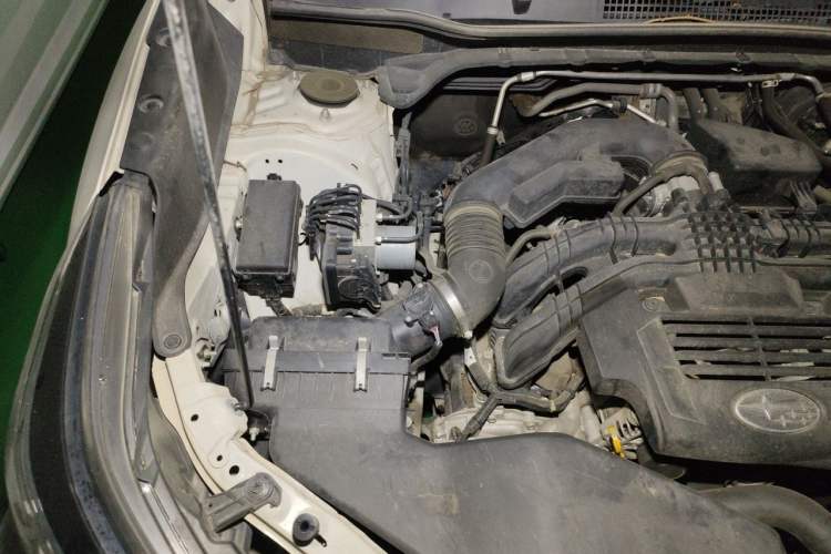 Used Subaru Forester 2021 2.0i Luxury Edition EyeSight Engine Bay Right