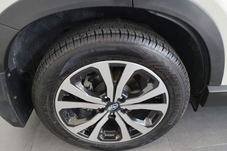 Used Subaru Forester 2021 2.0i Flagship Edition EyeSight Exterior 3