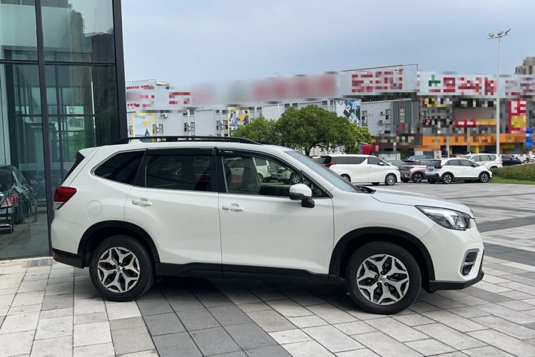 Used Subaru Forester 2021 2.0i Luxury Edition Exterior 3