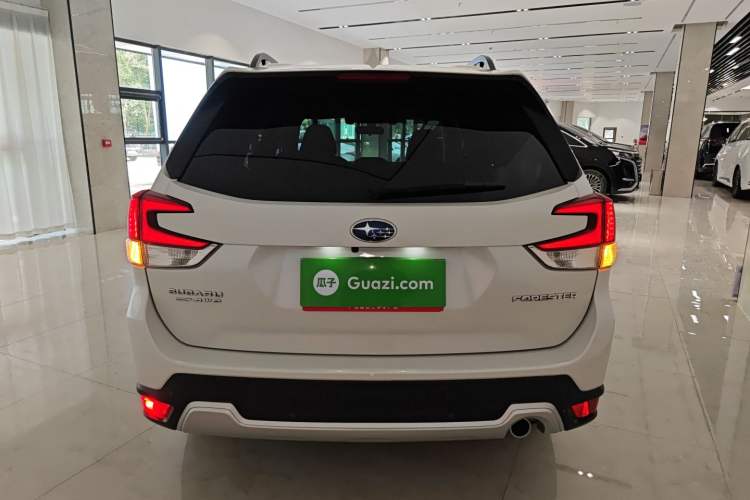 Used Subaru Forester 2021 2.0i Flagship Edition EyeSight Exterior 4