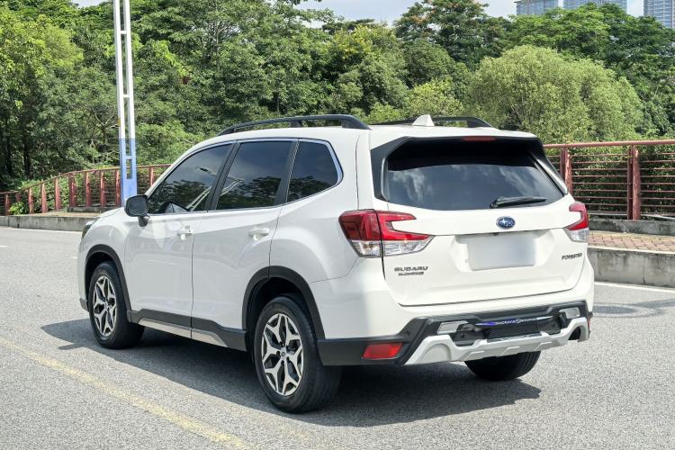Used Subaru Forester 2021 2.0i Luxury Edition EyeSight Exterior 4