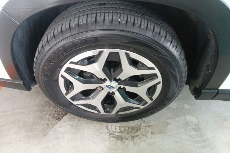Used Subaru Forester 2021 2.0i Luxury Edition EyeSight Exterior 4