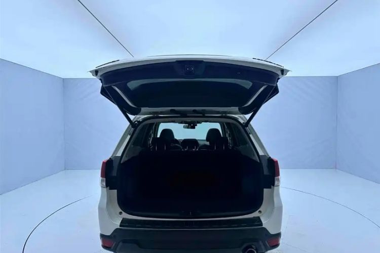 Used Subaru Forester 2021 2.0i Luxury Edition EyeSight Exterior 6