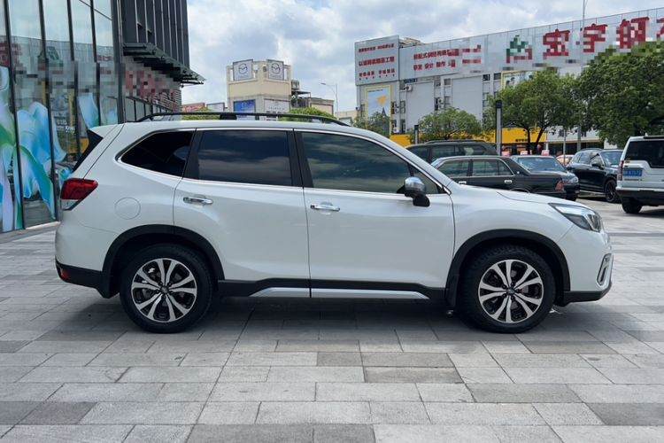 Used Subaru Forester 2021 2.0i Flagship Edition EyeSight Exterior 6