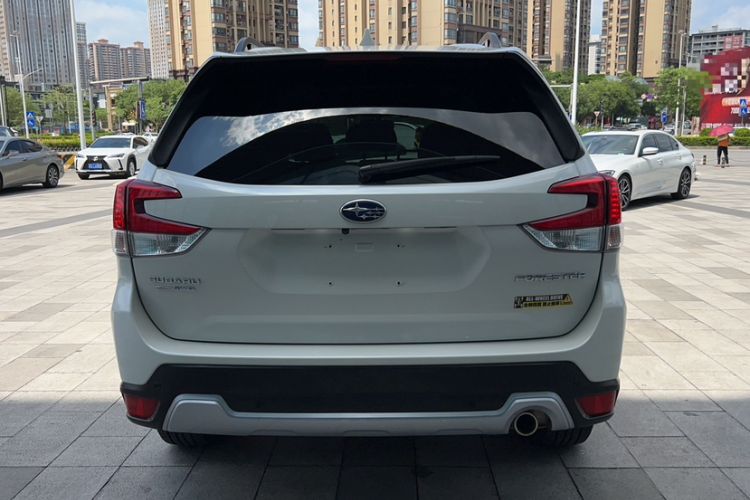 Used Subaru Forester 2021 2.0i Flagship Edition EyeSight Exterior 7