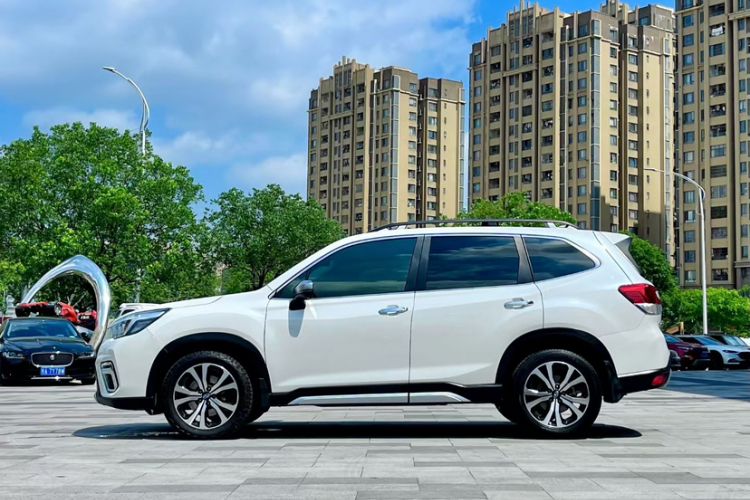 Used Subaru Forester 2021 2.0i Flagship Edition EyeSight Exterior 8