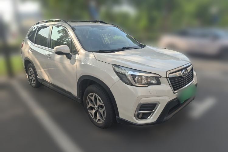 Used Subaru Forester 2021 2.0i Luxury Edition EyeSight Front Right 45 Deg