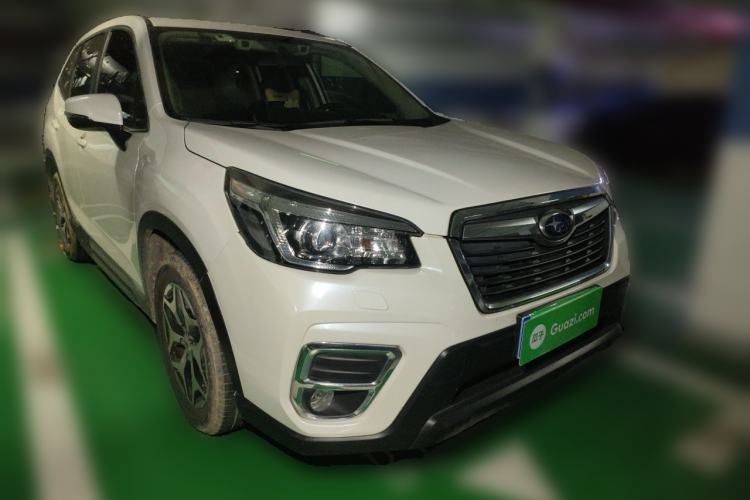 Used Subaru Forester 2021 2.0i Luxury Edition EyeSight Front Right 45 Deg