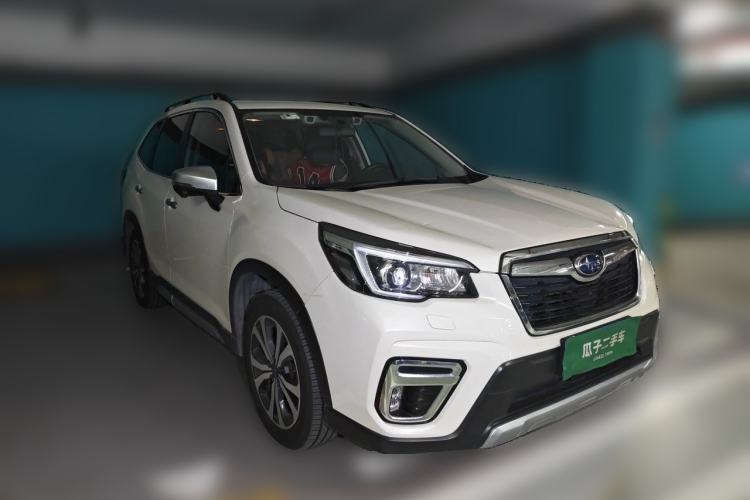 Used Subaru Forester 2021 2.0i Flagship Edition EyeSight Front Right 45 Deg