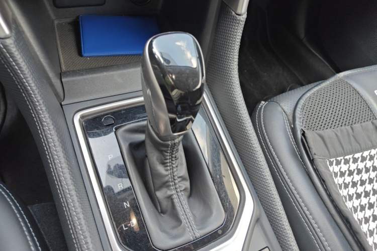 Used Subaru Forester 2021 2.0i Luxury Edition Gear Lever