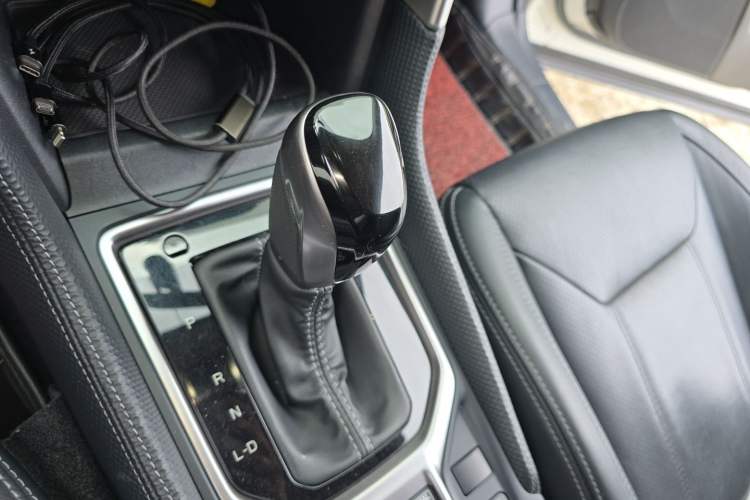 Used Subaru Forester 2021 2.0i Luxury Edition Gear Lever
