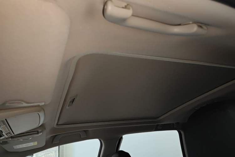Used Subaru Forester 2021 2.0i Flagship Edition EyeSight Headliner