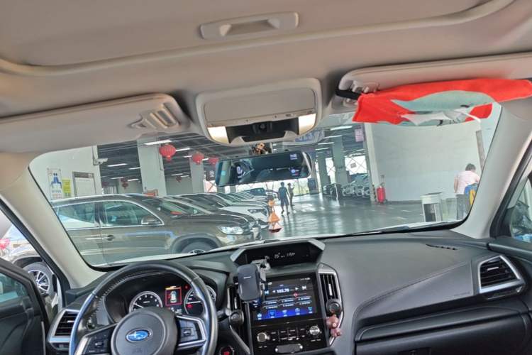 Used Subaru Forester 2021 2.0i Luxury Edition Headliner