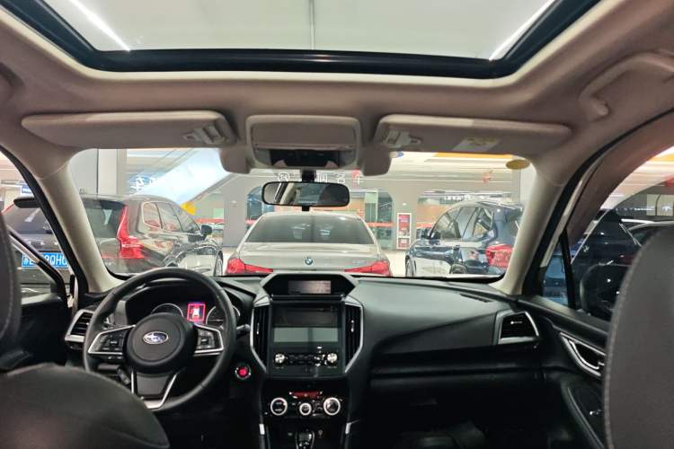Used Subaru Forester 2021 2.0i Luxury Edition Headliner