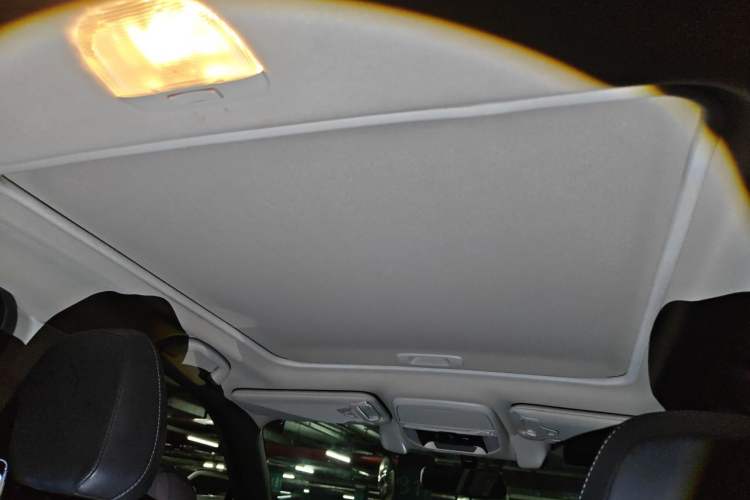 Used Subaru Forester 2021 2.0i Flagship Edition EyeSight Headliner
