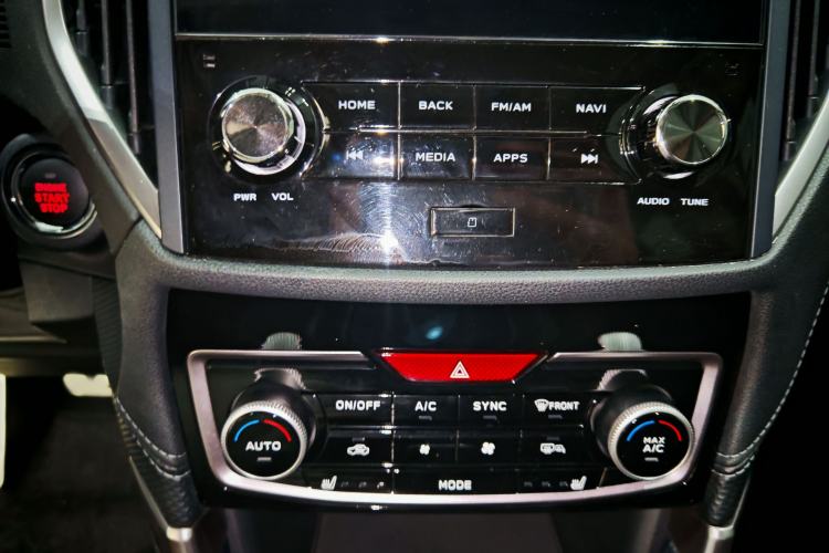 Used Subaru Forester 2021 2.0i Flagship Edition EyeSight Interior 11