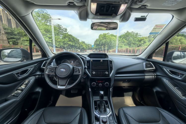 Used Subaru Forester 2021 2.0i Luxury Edition EyeSight Interior 4